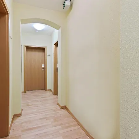 Bohemia 3*