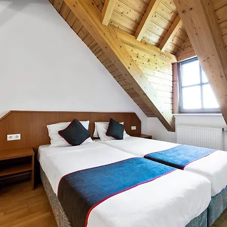 Hotell Bohemia 3*