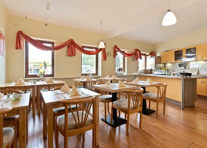 ホテル Bohemia 3*