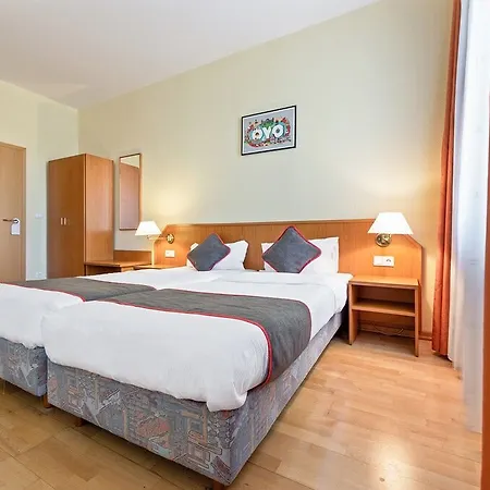 Bohemia Hotell 3*